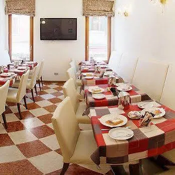 Hotel Il Moro Di Venezia 2*, Venice
