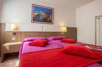 Hotel Il Moro Di Venezia  Venice